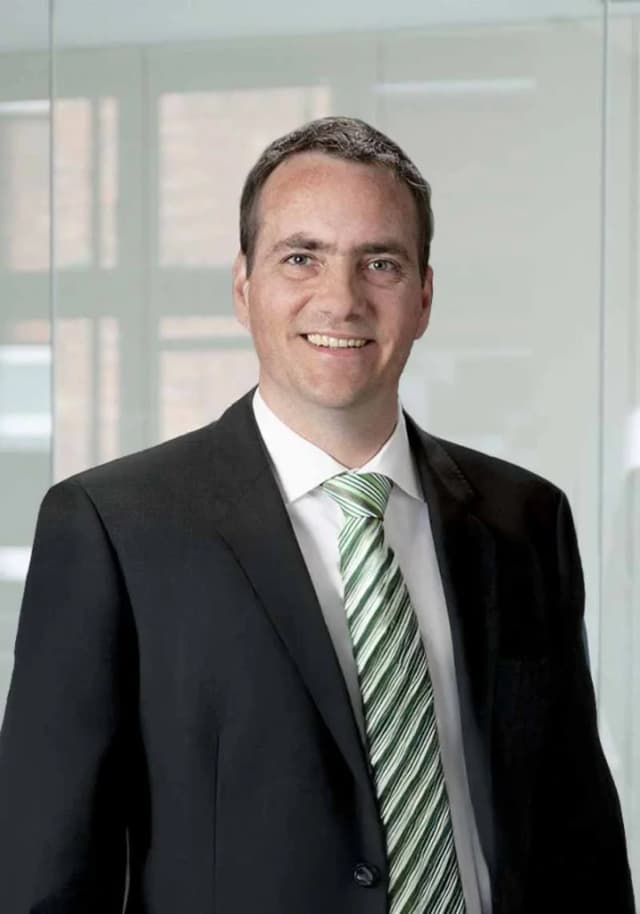Alexander Lipp, CSO cpit comparit
